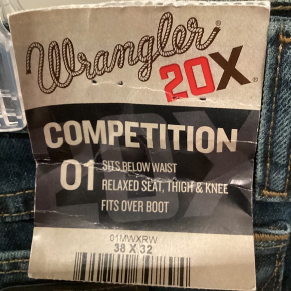 Men's Wrangler® 20X® 01 Competition 38X32 Relaxed Fit River Wash Jean 01MWXRW - Picture 5 of 14